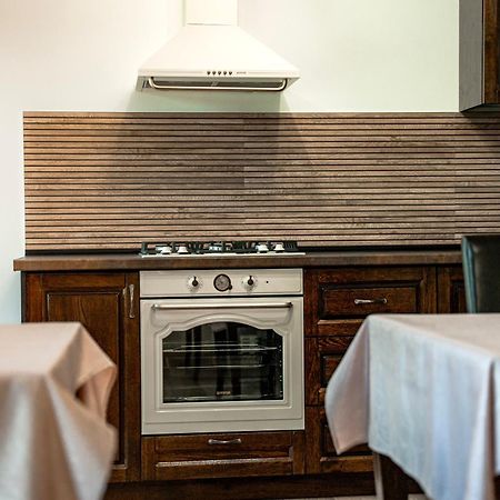 Boutique Marlen Bed & Breakfast Ghimbav Bagian luar foto