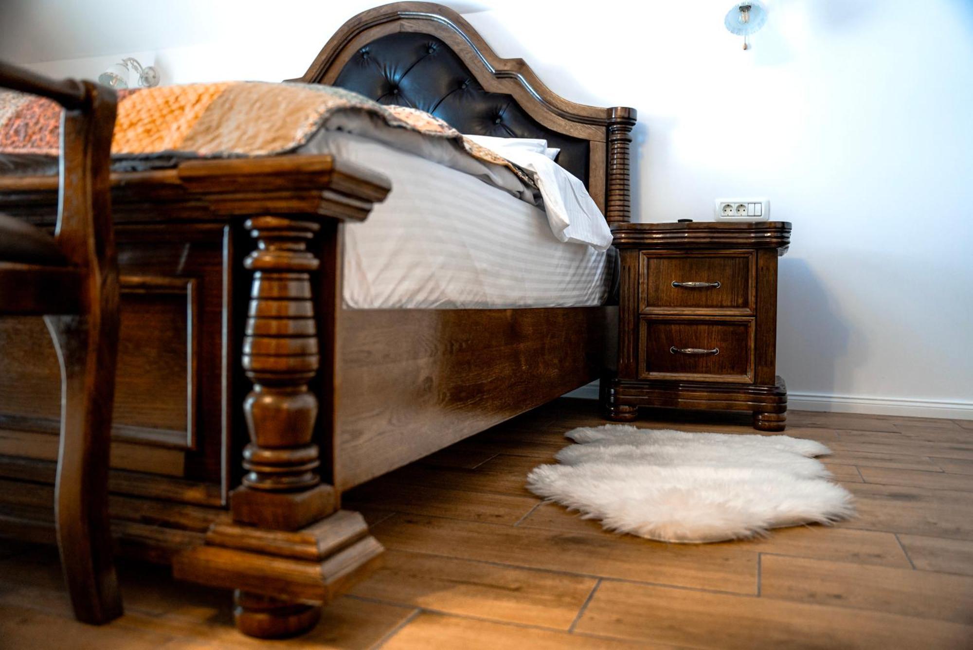 Boutique Marlen Bed & Breakfast Ghimbav Bagian luar foto